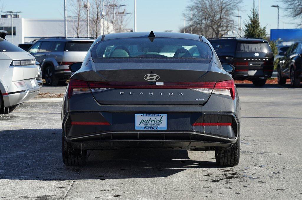 new 2025 Hyundai Elantra HEV car, priced at $30,121