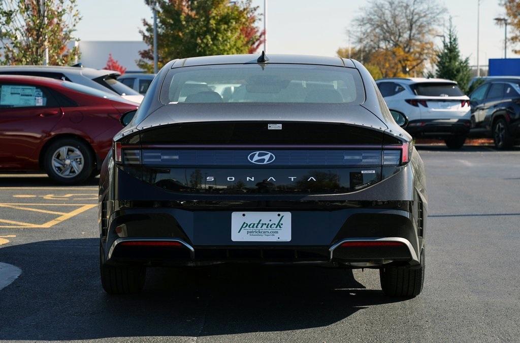 new 2025 Hyundai Sonata Hybrid car, priced at $38,525