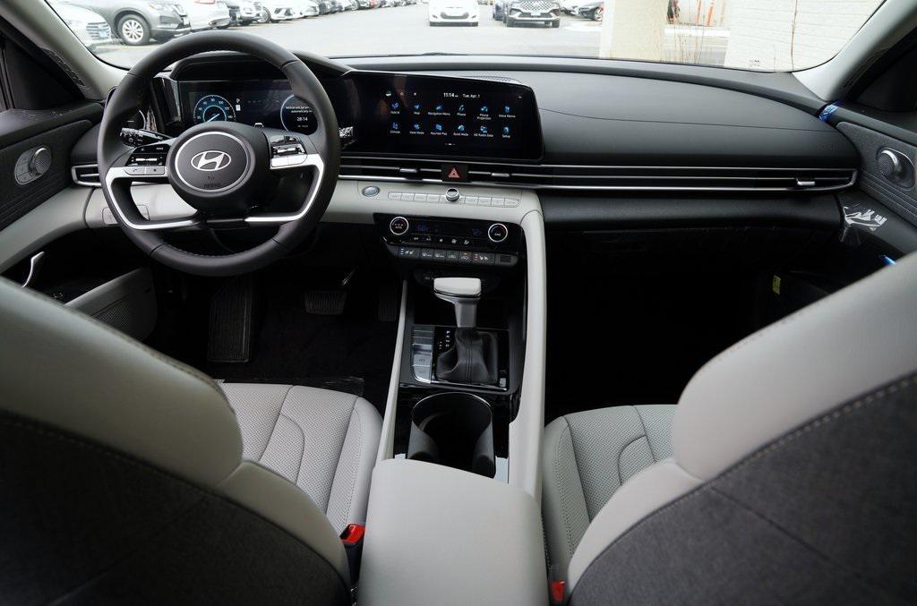 new 2025 Hyundai ELANTRA HEV car, priced at $29,705