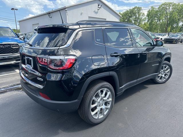 new 2024 Jeep Compass car, priced at $30,585