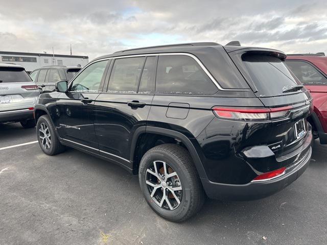 new 2025 Jeep Grand Cherokee car, priced at $43,610