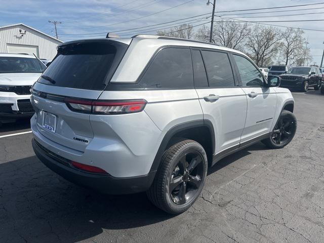 new 2024 Jeep Grand Cherokee car, priced at $44,099