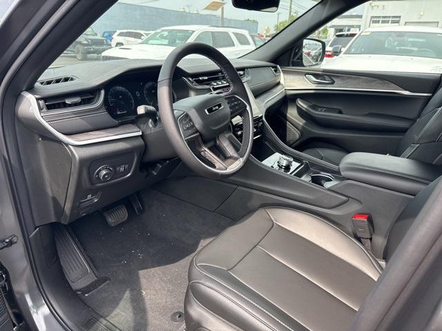 new 2025 Jeep Grand Cherokee car, priced at $46,981