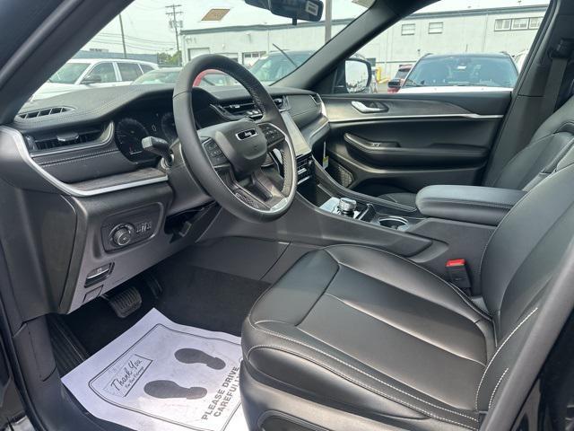 new 2025 Jeep Grand Cherokee L car, priced at $51,100