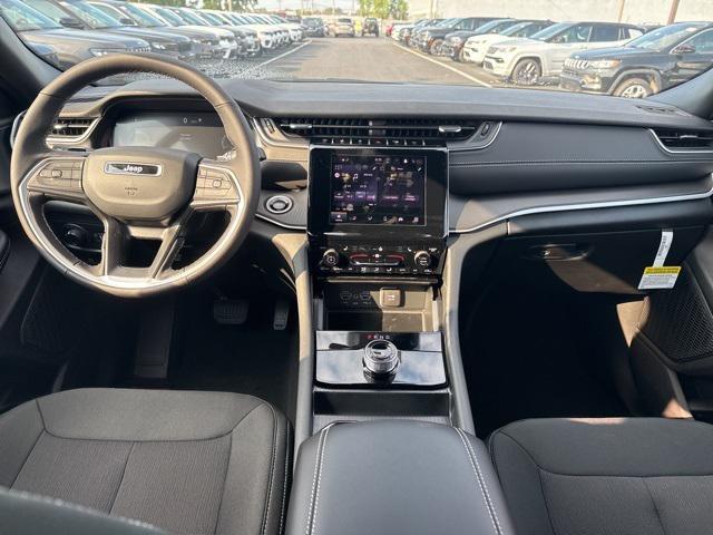 new 2025 Jeep Grand Cherokee L car, priced at $42,989