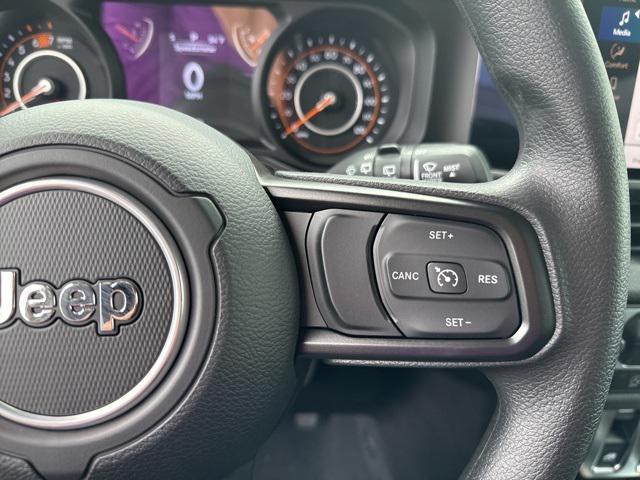 new 2025 Jeep Wrangler car, priced at $33,771
