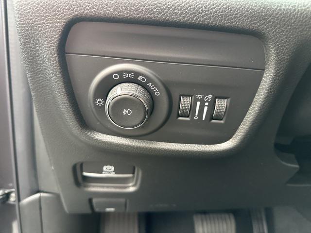 new 2025 Jeep Grand Cherokee L car, priced at $48,853