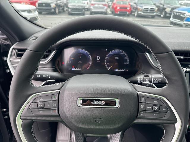 new 2025 Jeep Grand Cherokee car, priced at $41,333