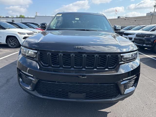 new 2025 Jeep Grand Cherokee car, priced at $42,953