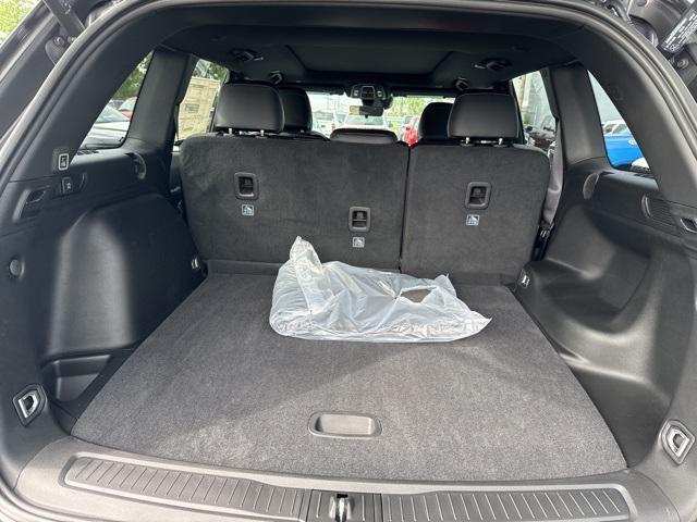 new 2025 Jeep Grand Cherokee car, priced at $49,142