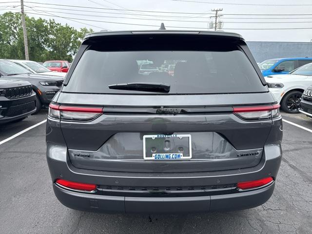 new 2025 Jeep Grand Cherokee car, priced at $49,142