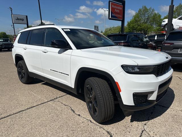new 2025 Jeep Grand Cherokee L car, priced at $48,341