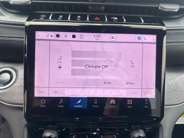 new 2025 Jeep Grand Cherokee car, priced at $46,800