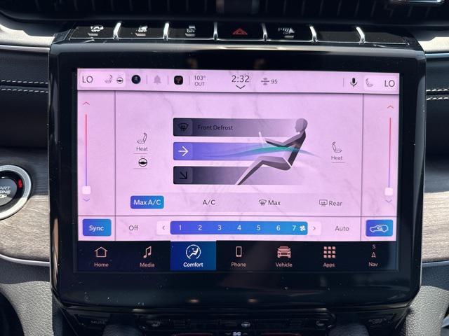 new 2025 Jeep Grand Cherokee car, priced at $44,639