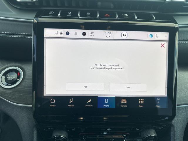 new 2025 Jeep Grand Cherokee L car, priced at $45,682