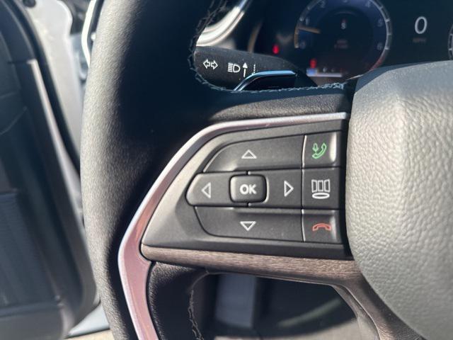 new 2025 Jeep Grand Cherokee car, priced at $44,127