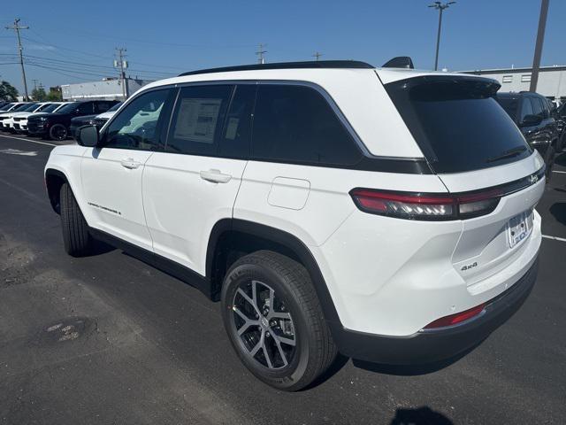 new 2025 Jeep Grand Cherokee car, priced at $44,127