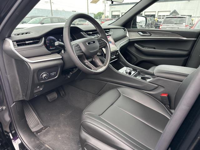 new 2025 Jeep Grand Cherokee car, priced at $46,981