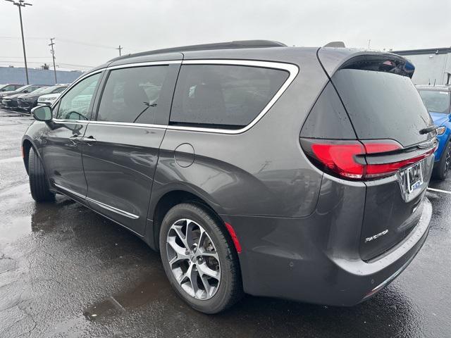 used 2022 Chrysler Pacifica car, priced at $29,000