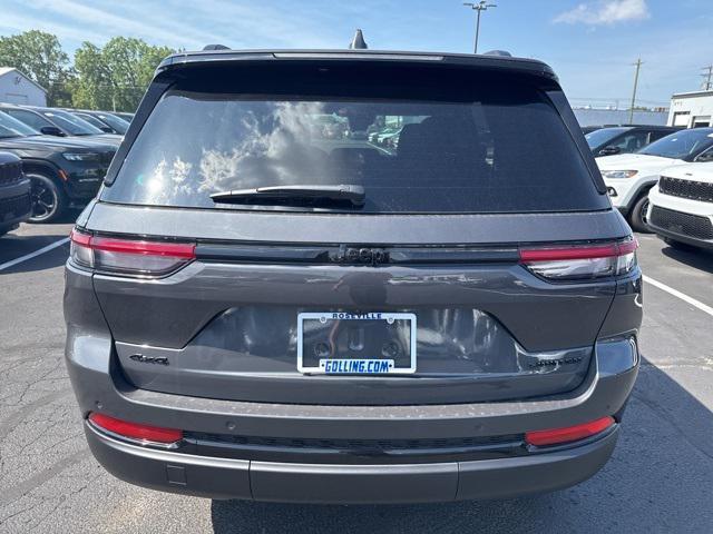 new 2025 Jeep Grand Cherokee car, priced at $49,142