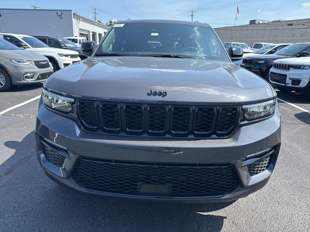 new 2025 Jeep Grand Cherokee car, priced at $49,142