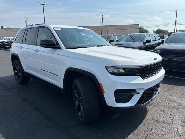 used 2024 Jeep Grand Cherokee car, priced at $45,199