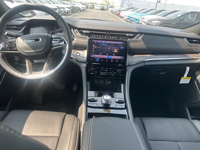 new 2025 Jeep Grand Cherokee L car, priced at $60,353