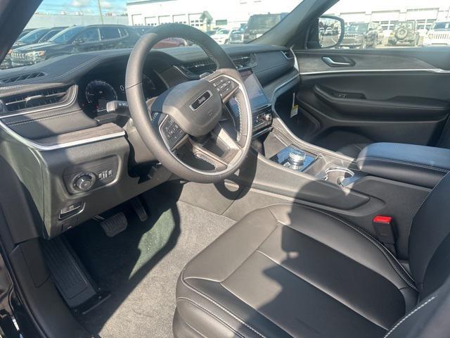 new 2025 Jeep Grand Cherokee L car, priced at $51,100