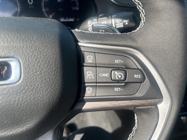 new 2025 Jeep Grand Cherokee L car, priced at $51,100