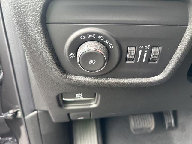 new 2025 Jeep Grand Cherokee L car, priced at $46,510