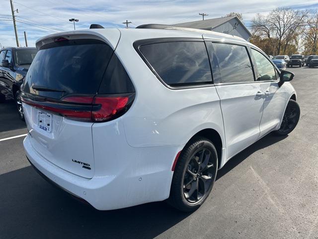 new 2025 Chrysler Pacifica car, priced at $56,865