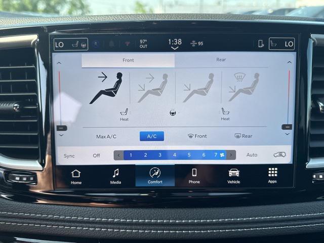 new 2025 Chrysler Pacifica car, priced at $42,247