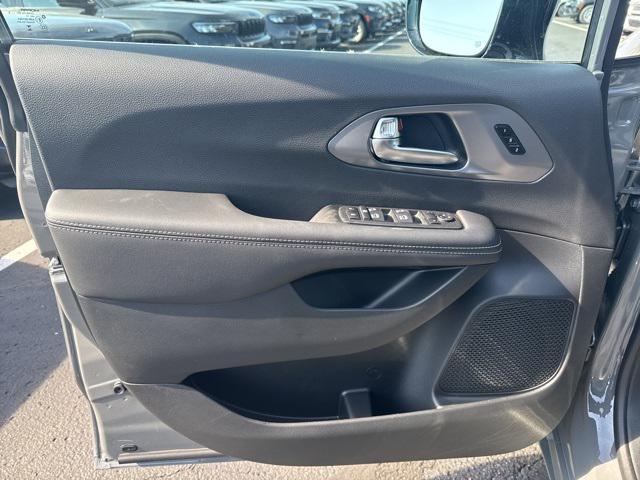 new 2025 Chrysler Pacifica car, priced at $42,247