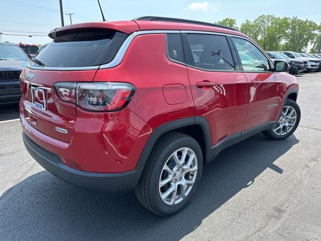 new 2024 Jeep Compass car, priced at $30,585