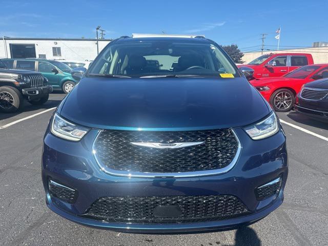 used 2021 Chrysler Pacifica car, priced at $31,998