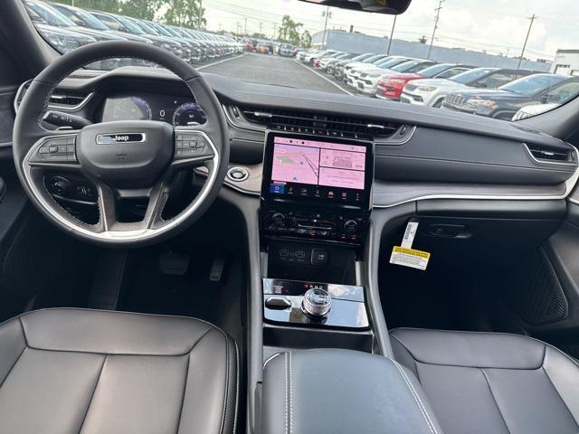 new 2025 Jeep Grand Cherokee car, priced at $44,639