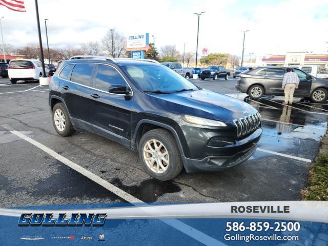 used 2016 Jeep Cherokee car, priced at $12,995