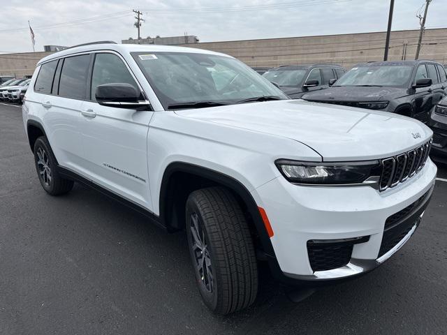 new 2025 Jeep Grand Cherokee L car, priced at $48,246