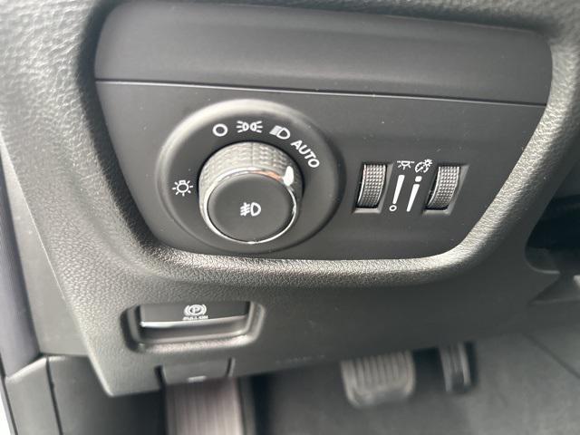 new 2025 Jeep Grand Cherokee L car, priced at $48,246