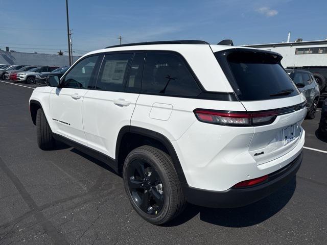 new 2025 Jeep Grand Cherokee car, priced at $48,631