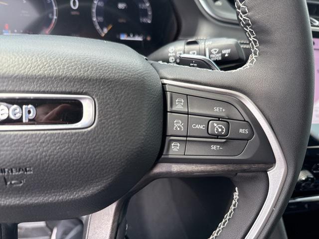 new 2025 Jeep Grand Cherokee car, priced at $46,981