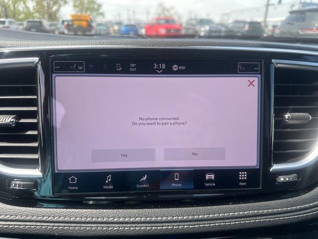 new 2025 Chrysler Pacifica Hybrid car, priced at $56,300