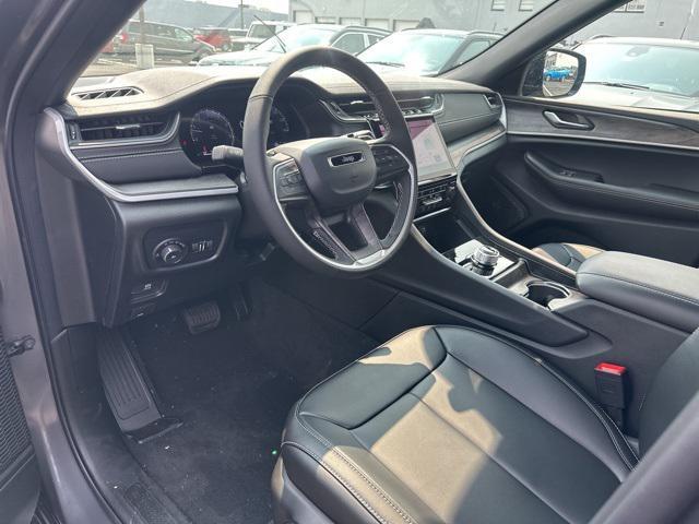 new 2025 Jeep Grand Cherokee car, priced at $46,981