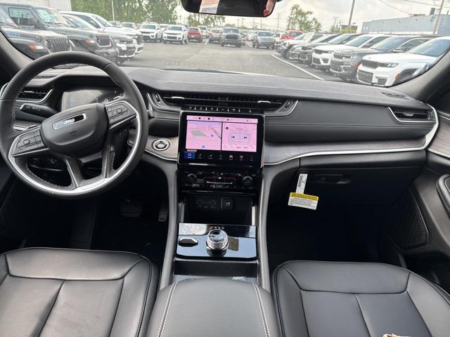 new 2025 Jeep Grand Cherokee car, priced at $48,631