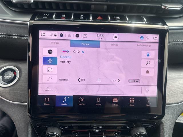 new 2025 Jeep Grand Cherokee car, priced at $49,142
