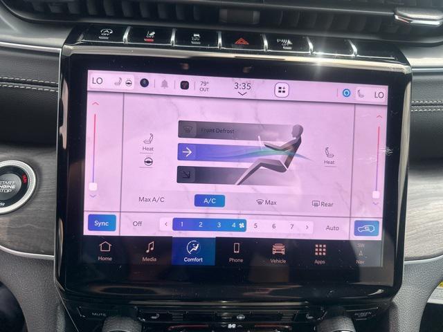 new 2025 Jeep Grand Cherokee car, priced at $49,142
