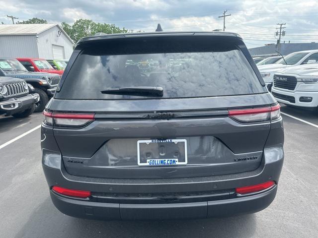 new 2025 Jeep Grand Cherokee car, priced at $49,142