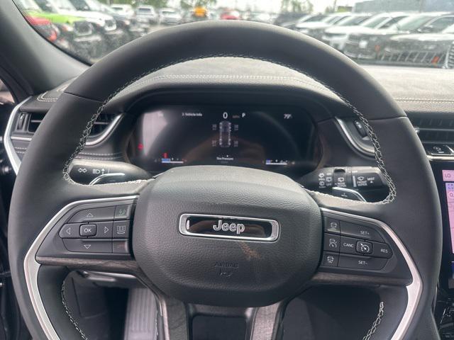 new 2025 Jeep Grand Cherokee car, priced at $49,142