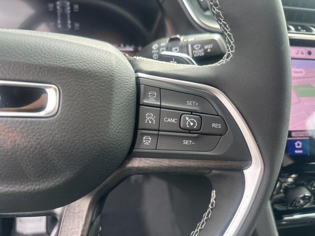 new 2025 Jeep Grand Cherokee car, priced at $49,142