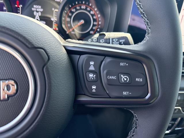 new 2025 Jeep Wrangler car, priced at $43,507
